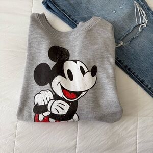 Disney Mickey Mouse Women‎ Crewneck Sweater Size Small